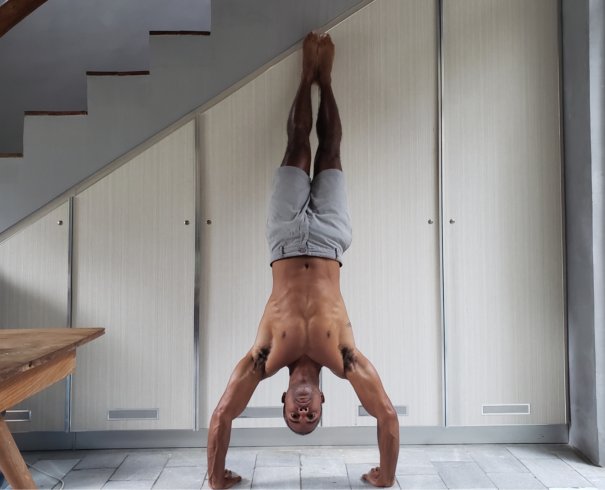 Greasing the groove: how to practice calisthenics every day